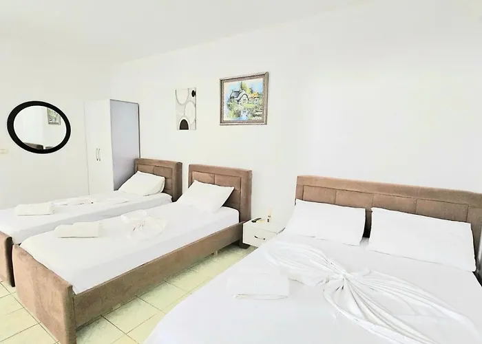 Konukevi Arileo Himarë