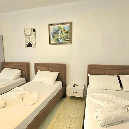 Arileo Guest house *
