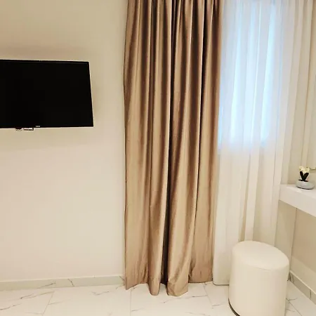 Guest house Arileo Himare