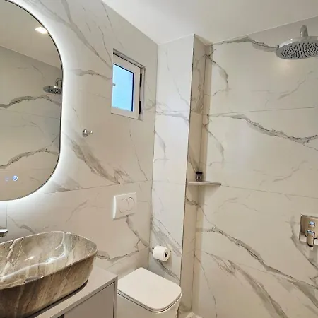 Arileo Guest house 3*