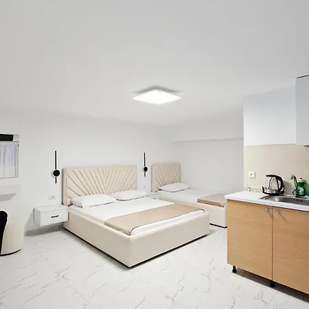 Guest house Arileo Himare